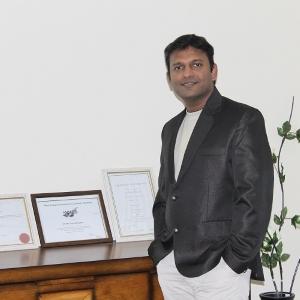 Dr-Obli-Raj-profile